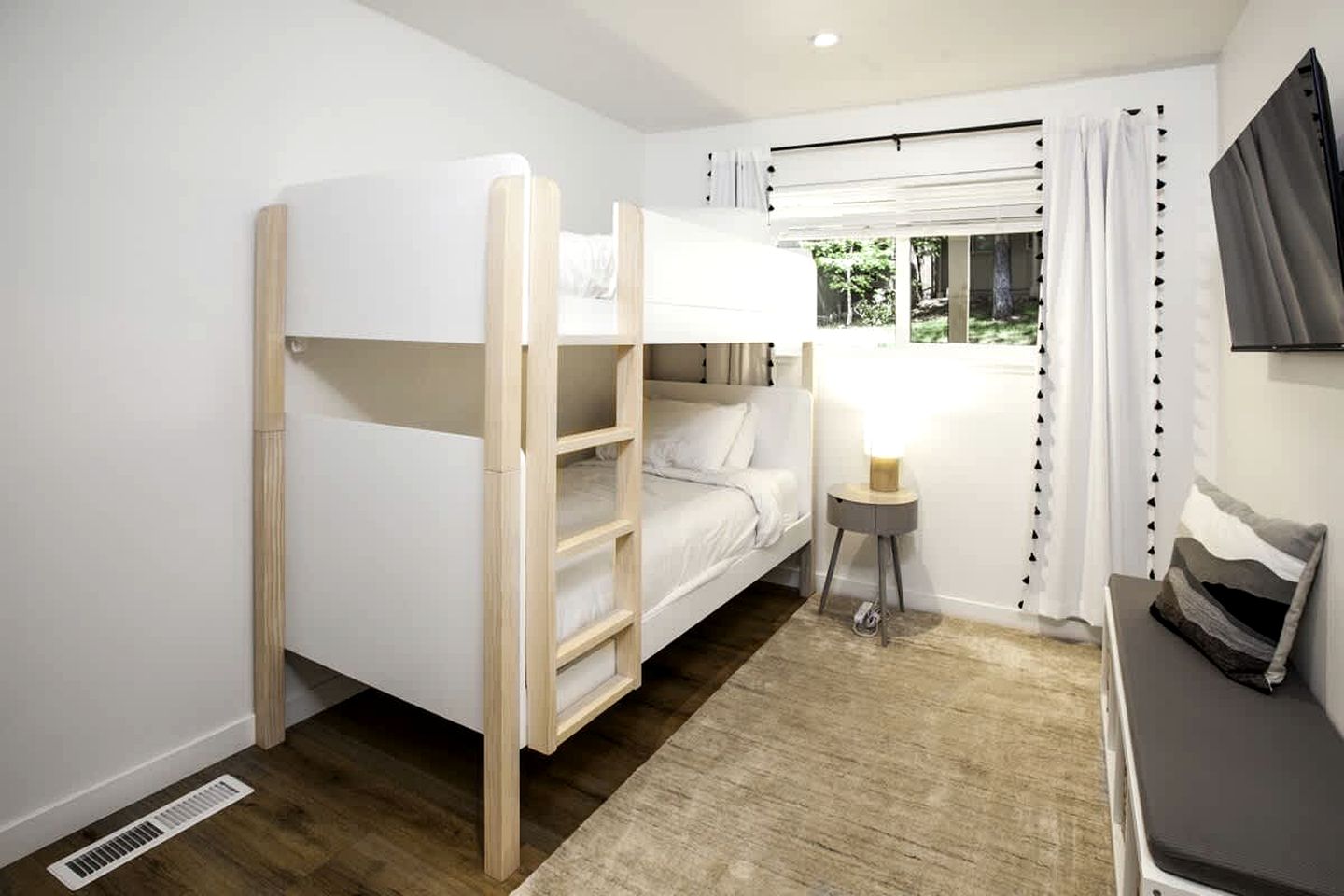 Stylish Mountain-View Townhome with Modern Comforts near Lake Tahoe in Incline Village, Nevada