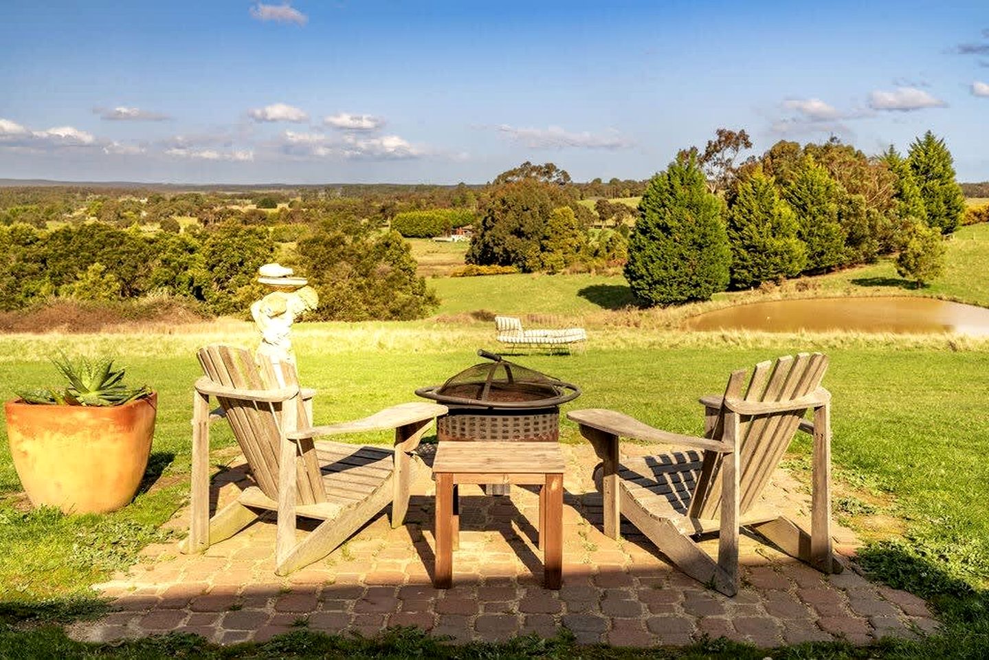 Golden Plains Shire Tiny Glamping House for a Nature Escape near Ballarat, Victoria