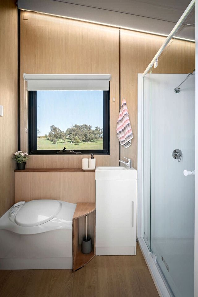 Golden Plains Shire Tiny Glamping House for a Nature Escape near Ballarat, Victoria