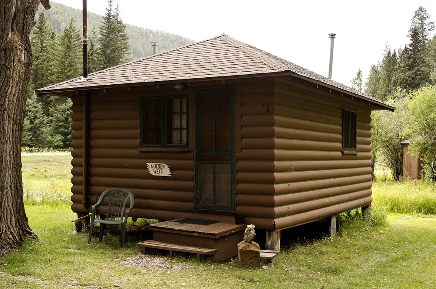 Pet-Friendly Cabin near Deadwood, South Dakota