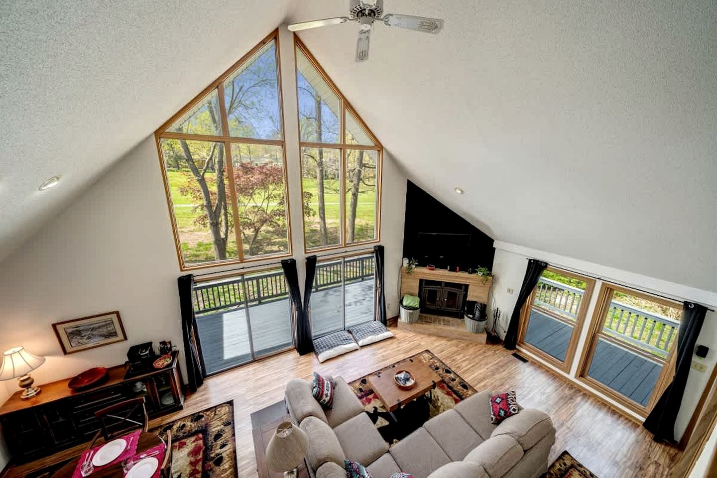Gorgeous Vacation Rental with Grill, Fire Pit, Golf Course Views, and Resort Access in Hedgesville, West Virginia