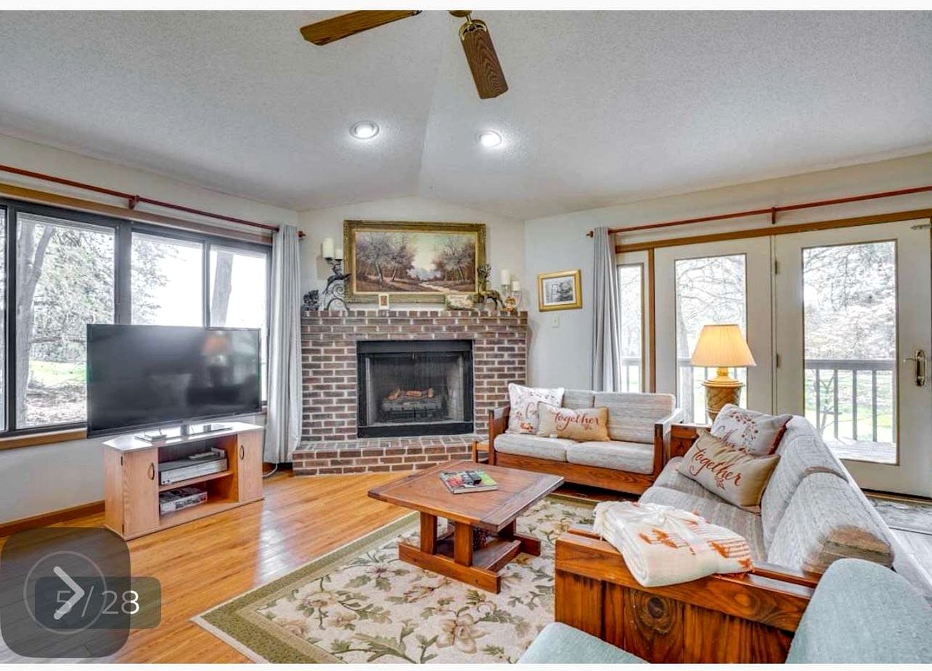 Charming Cabin on Golf Course with Fireplace & Resort Perks in Hedgesville, West Virginia