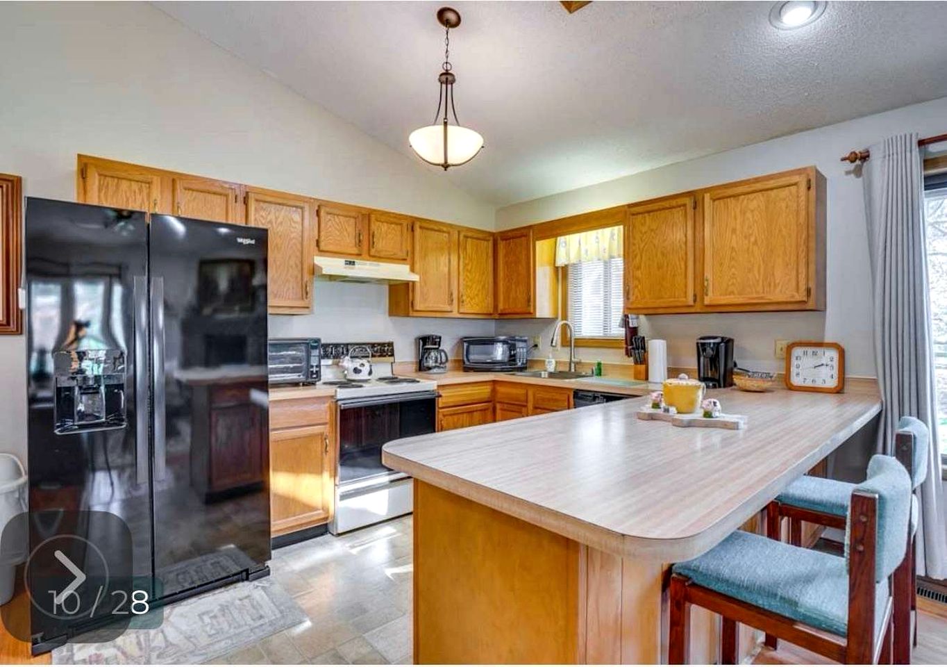Charming Cabin on Golf Course with Fireplace & Resort Perks in Hedgesville, West Virginia