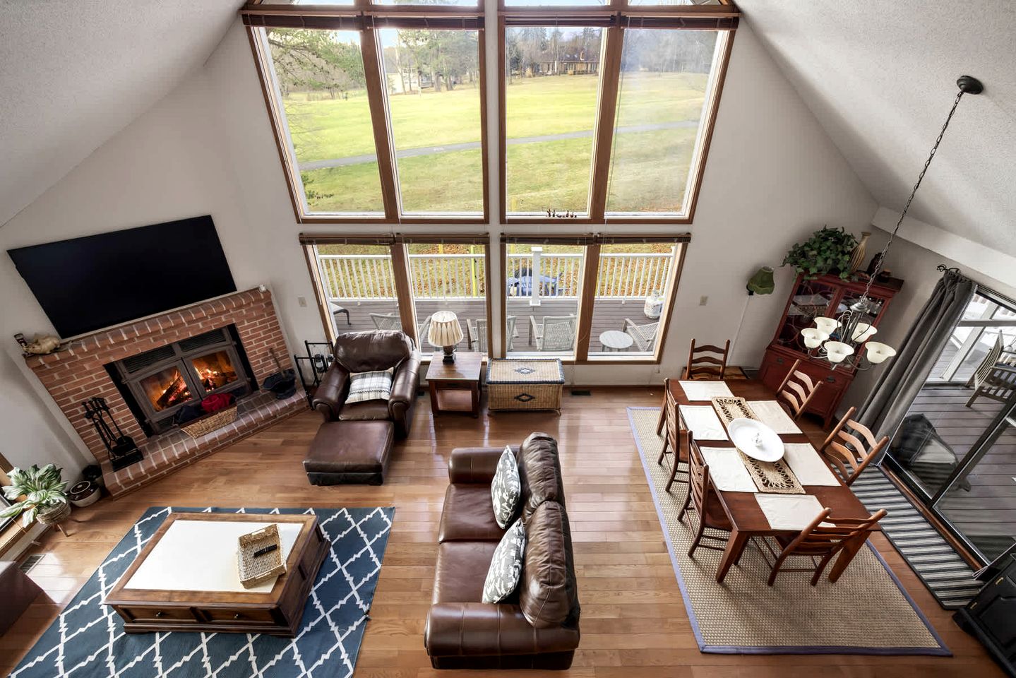 Charming Cabin with Multiple Fire Pits, Screened Porch, and Golf Course Views in Hedgesville, West Virginia