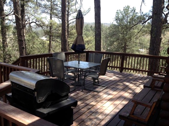 Cabins (Ruidoso, New Mexico, United States)