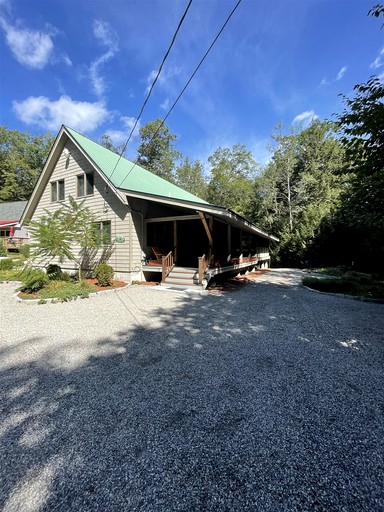 Amazing Cabin for Big Groups with Pool and Air Hockey Table in Bridgton, Maine