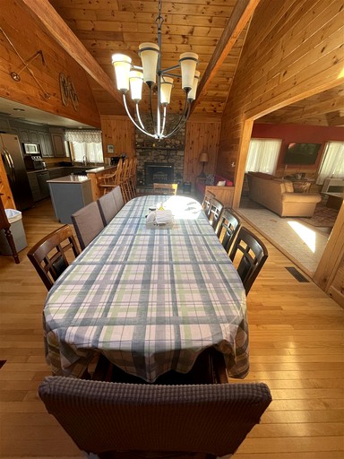 Cabins (United States of America, Bridgton, Maine)