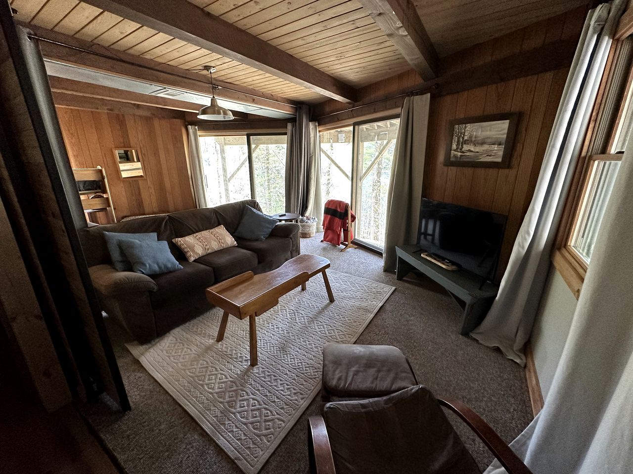 Fantastic Secluded Cabin with Nice Sights in North Creek, New York
