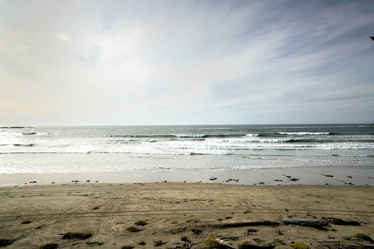 A-Frames (United States of America, Otter Rock, Oregon)