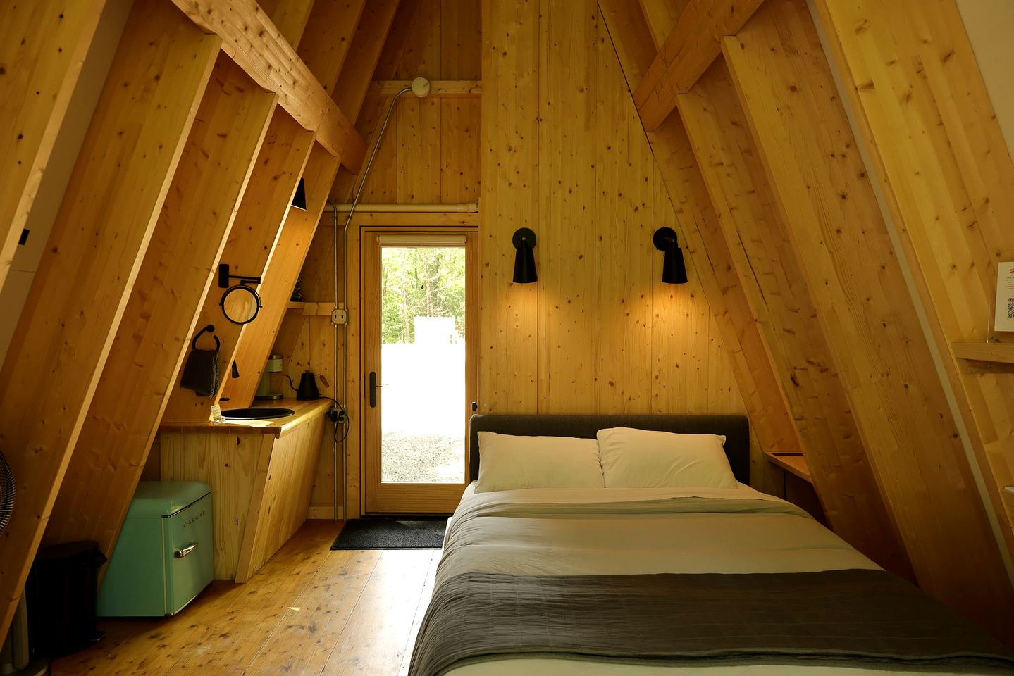 Lovely A-Frame with a Little Private Deck in Freeport, Maine