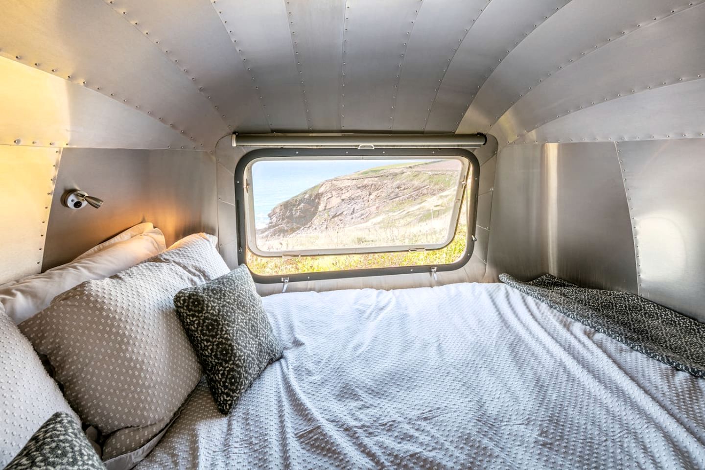 Gorgeous Airstream with Stunning Views in Haverfordwest, Wales
