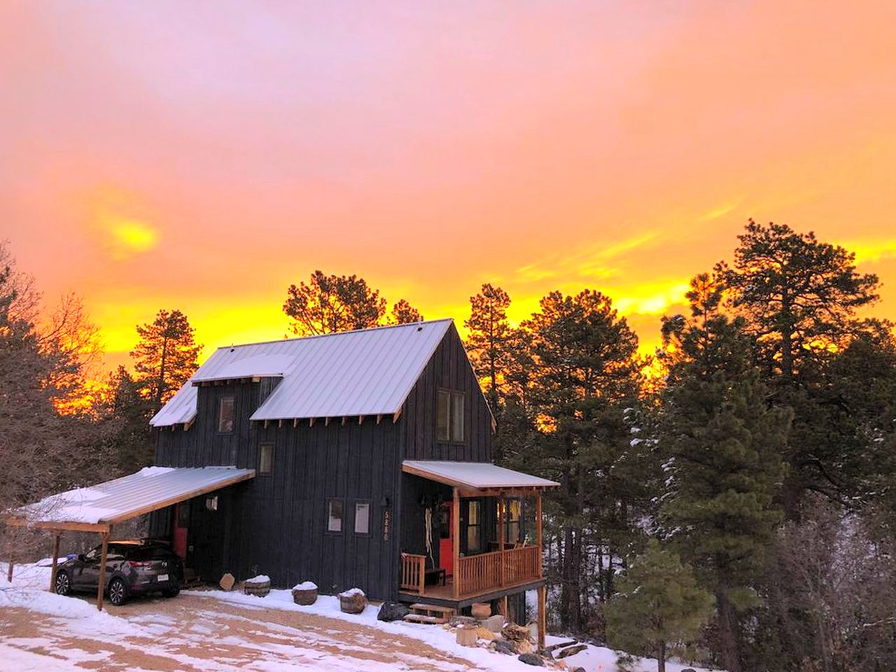 Cabin Rental Beulah, Colorado Glamping Hub