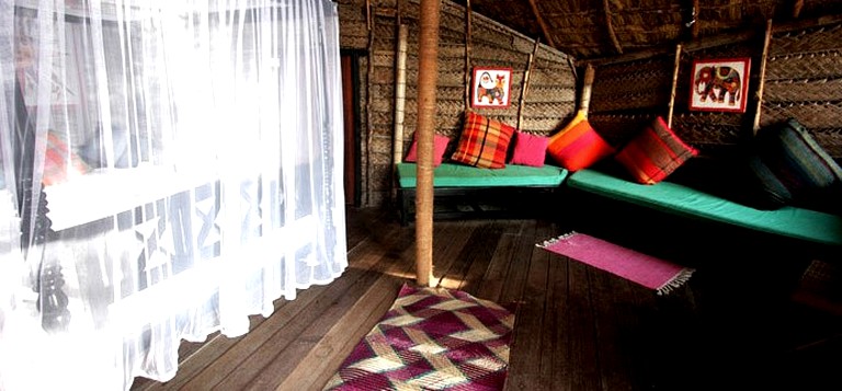 Huts (Kalpitiya, Northwestern Province, Sri Lanka)