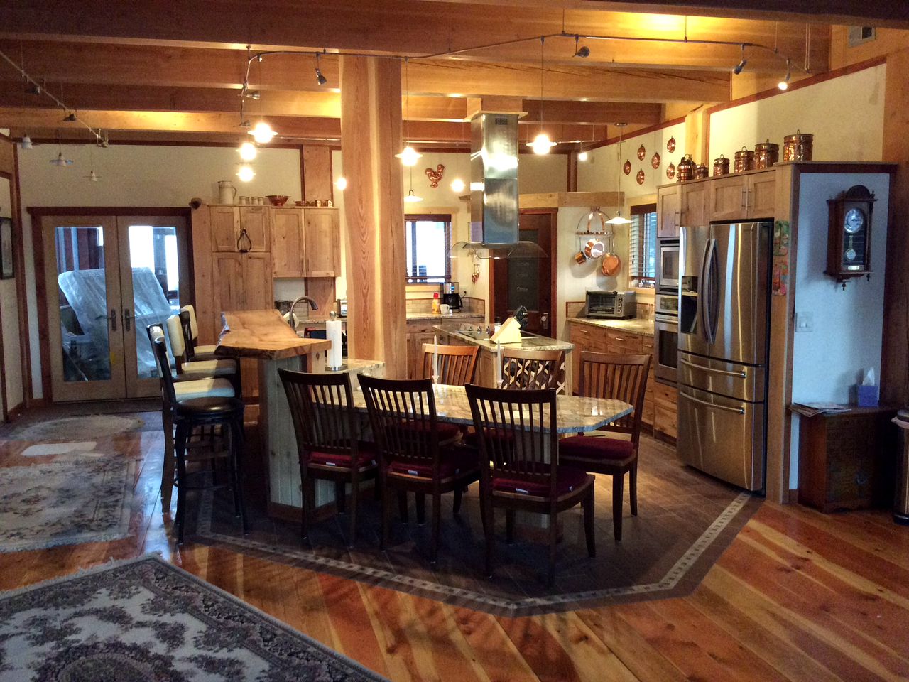 Gorgeous Bed and Breakfast Suite near Elk City in Wilderness of Central Idaho