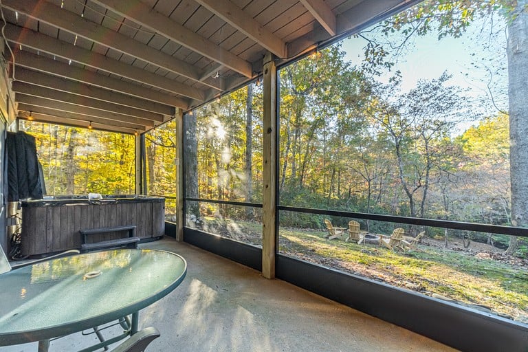 Cabins (United States of America, Clarkesville, Georgia)