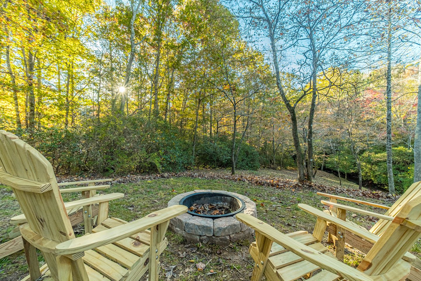 Lazy Bear Cottage With Hot Tub