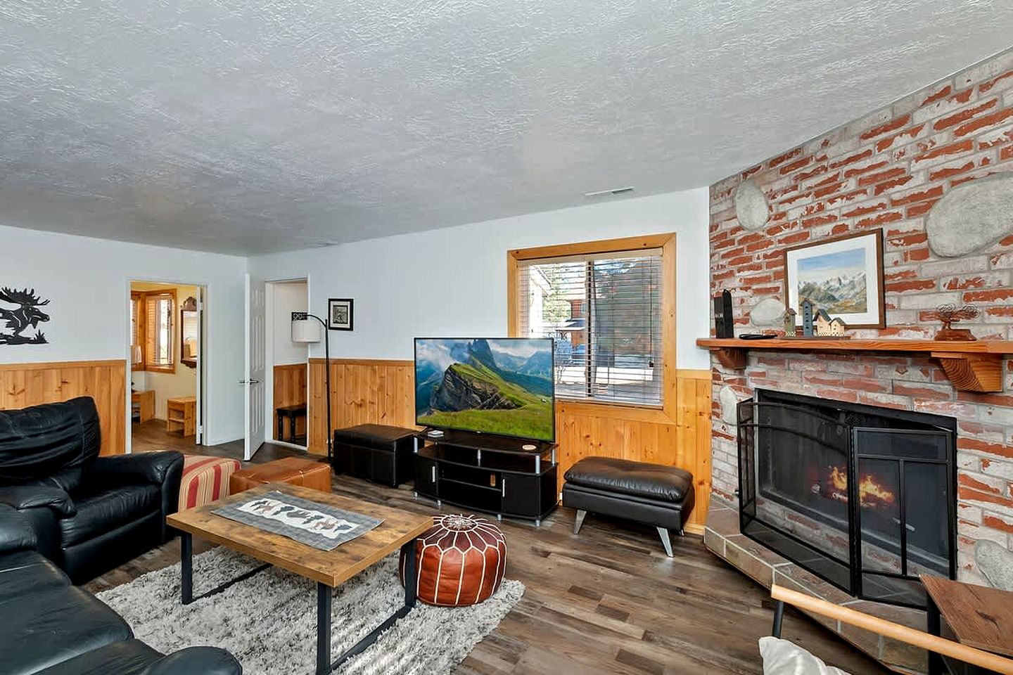 Gorgeous Cabin with Hot-tub and Barbecue in Big Bear Lake, California