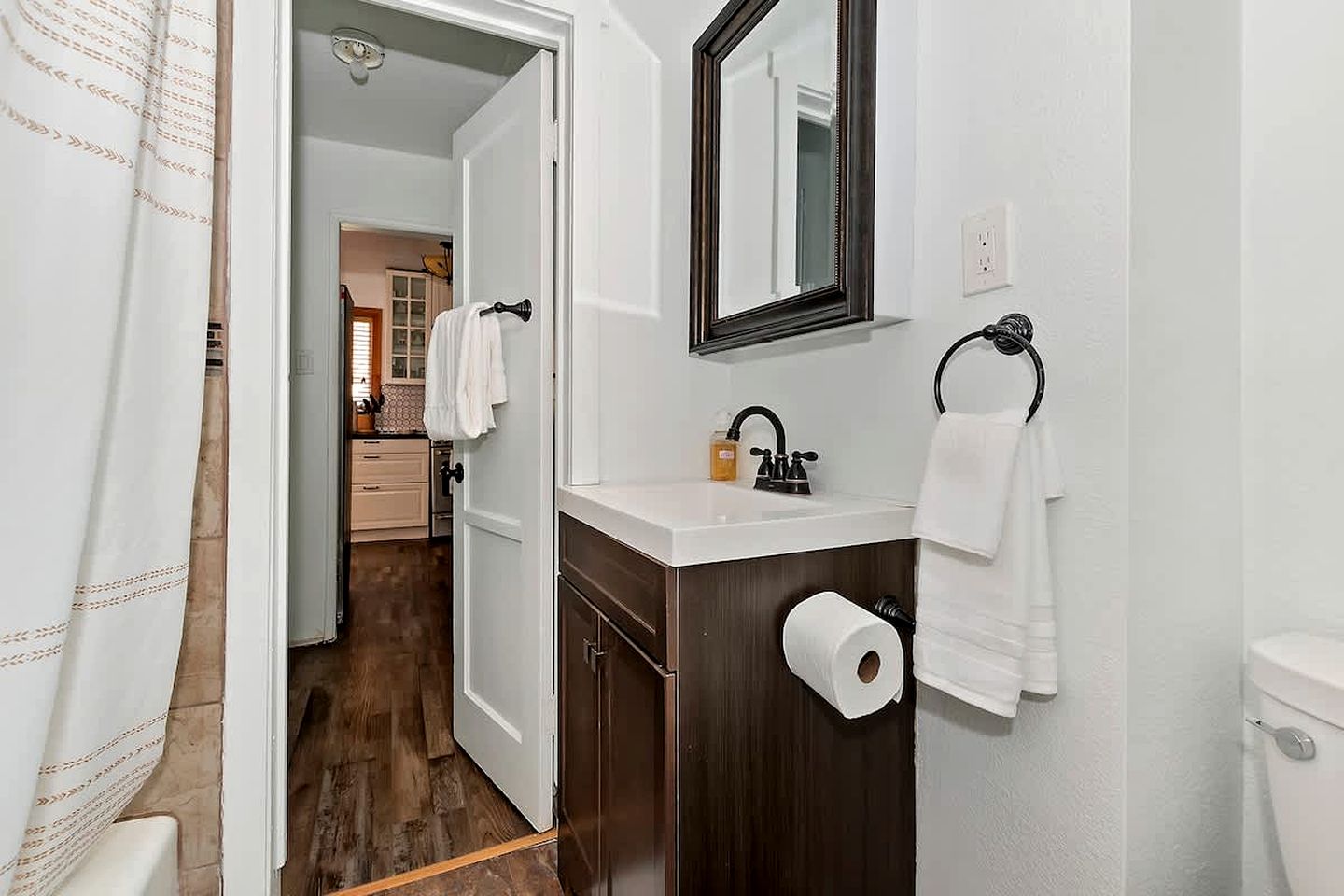 Gorgeous Cabin with Hot-tub and Barbecue in Big Bear Lake, California