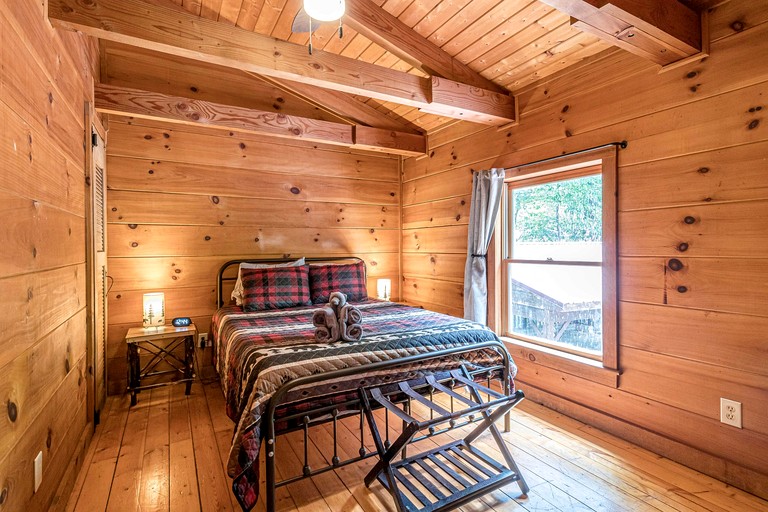 Cabins (United States of America, Clarkesville, Georgia)