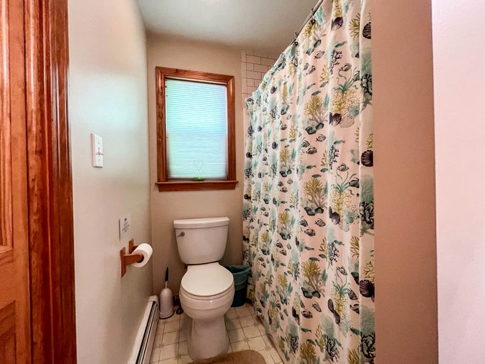 Cabins (United States of America, Bridgton, Maine)