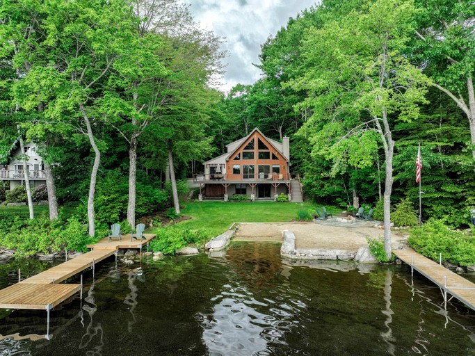 Cabins (United States of America, Bridgton, Maine)