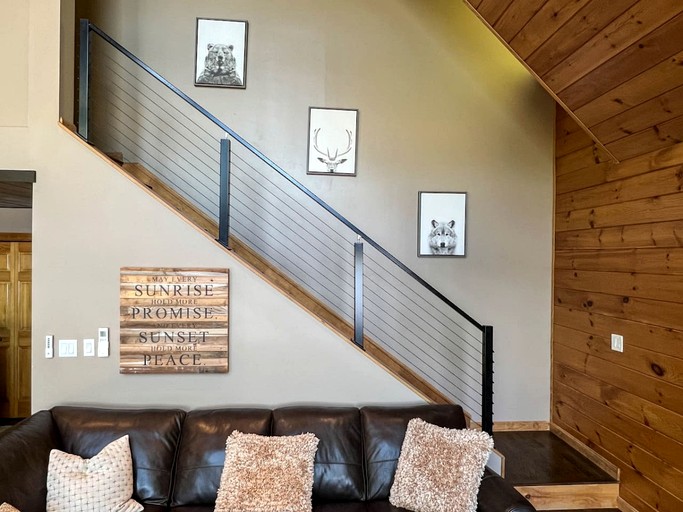 Cabins (United States of America, Bridgton, Maine)