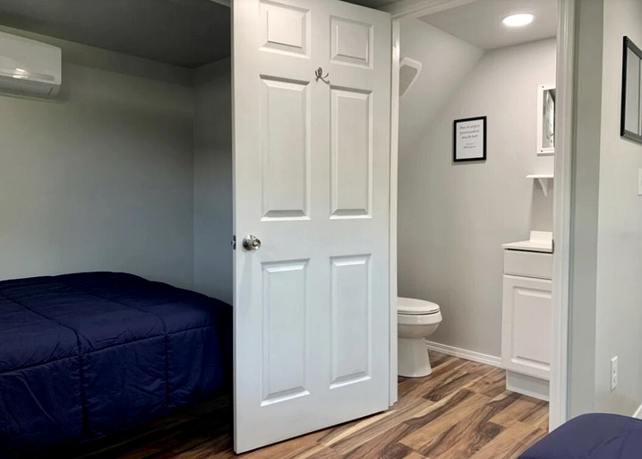 Cabins (United States of America, Jamestown, Tennessee)