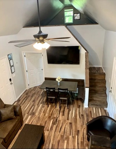 Cabins (United States of America, Jamestown, Tennessee)