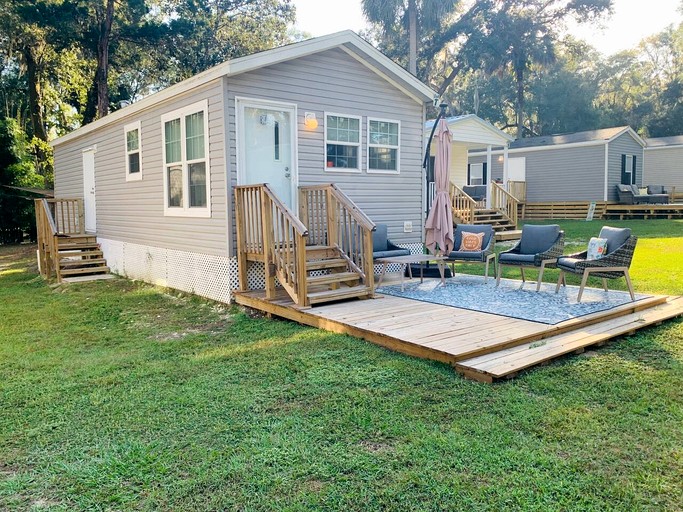 Cottages (United States of America, Dunnellon, Florida)