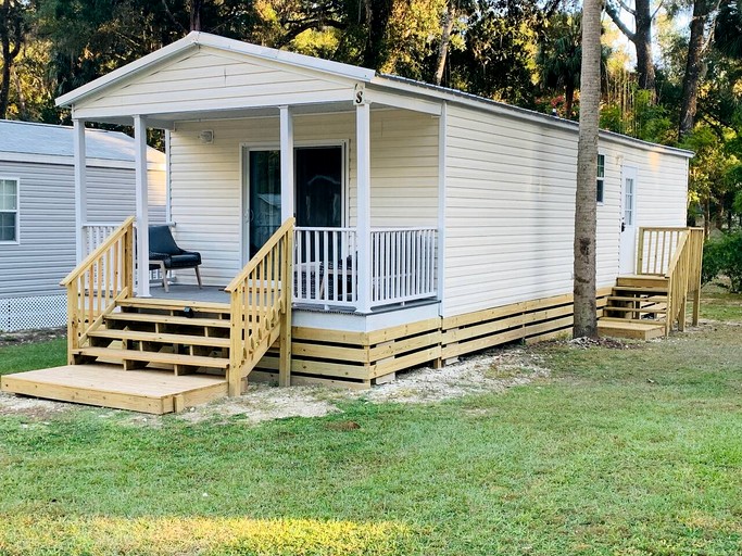 Cottages (United States of America, Dunnellon, Florida)