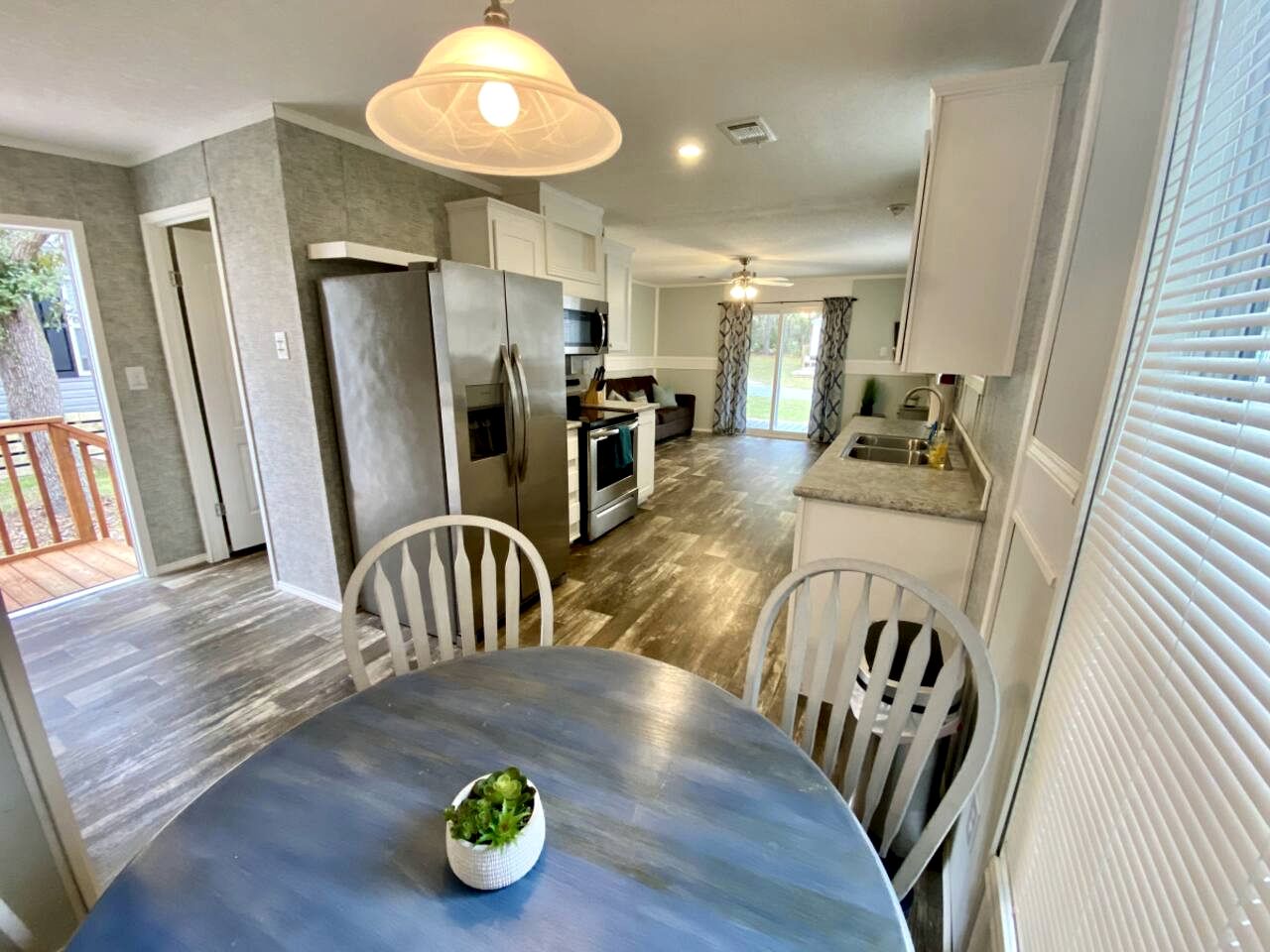 Gorgeous Cottage Close to Fantastic Hiking Trails in Dunnellon, Florida