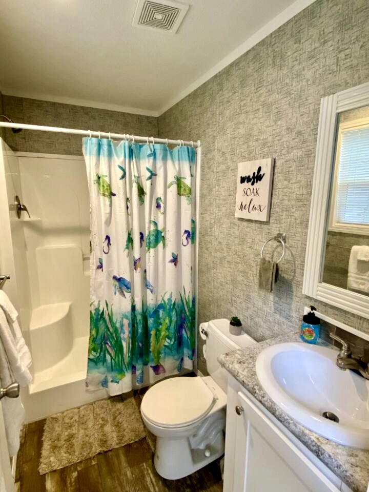 Gorgeous Cottage Close to Fantastic Hiking Trails in Dunnellon, Florida