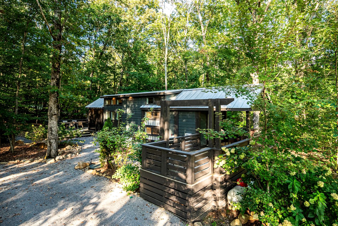 Gorgeous Cottage with Fire Pit and Barbecue in Tracy City, Tennessee