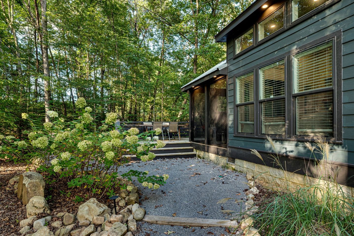 Gorgeous Cottage with Fire Pit and Barbecue in Tracy City, Tennessee