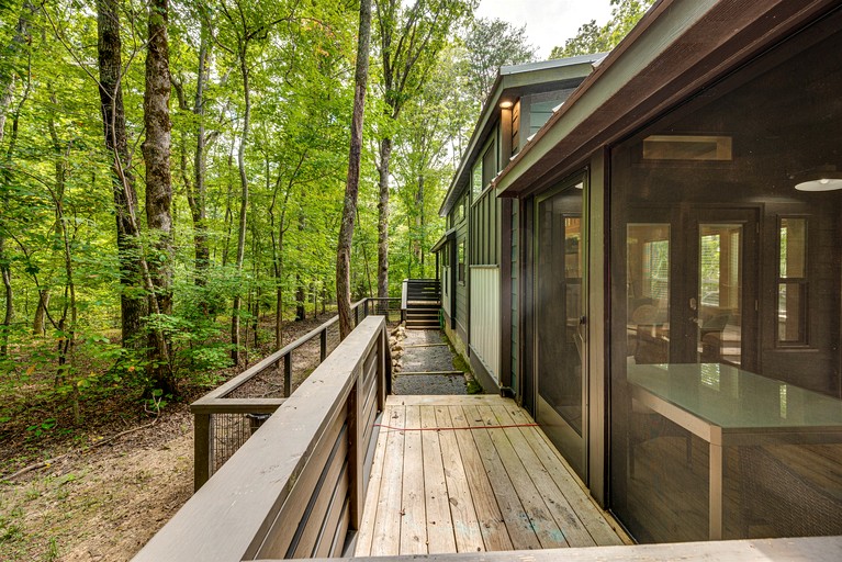 Cottages (United States of America, Tracy City, Tennessee)