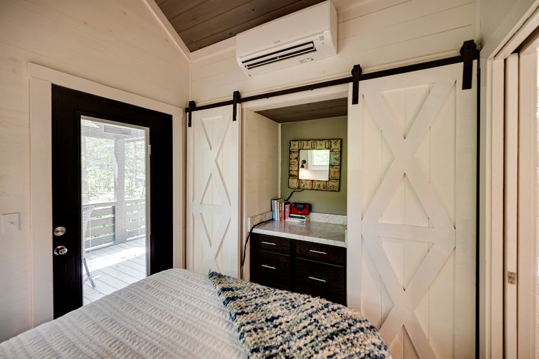 Cottages (United States of America, Tracy City, Tennessee)