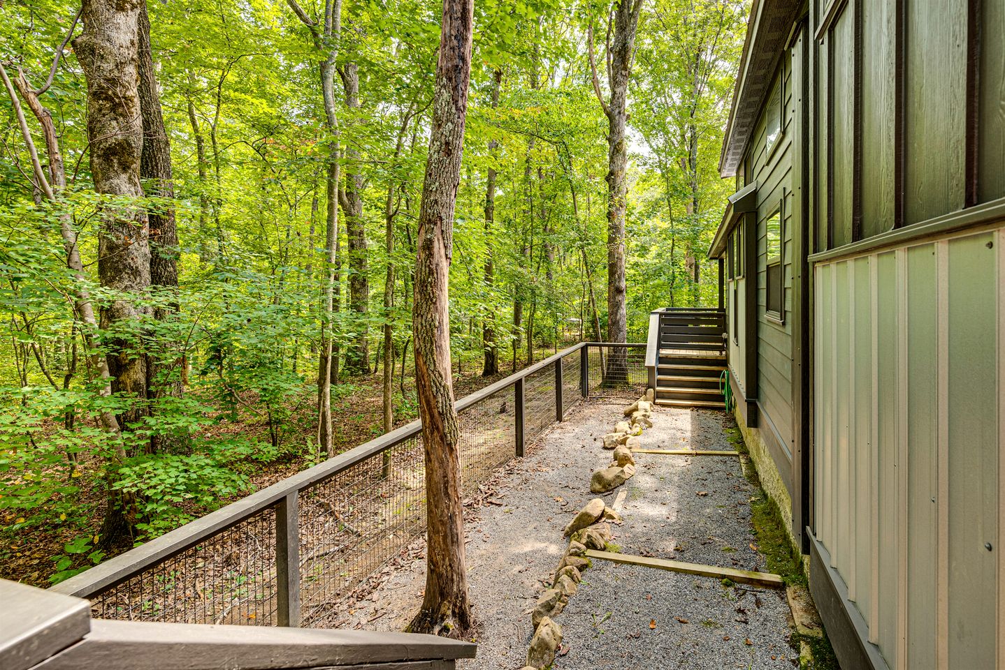 Gorgeous Cottage with Fire Pit and Barbecue in Tracy City, Tennessee