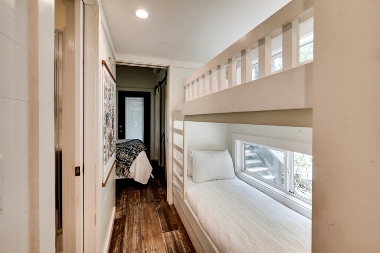 Cottages (United States of America, Tracy City, Tennessee)