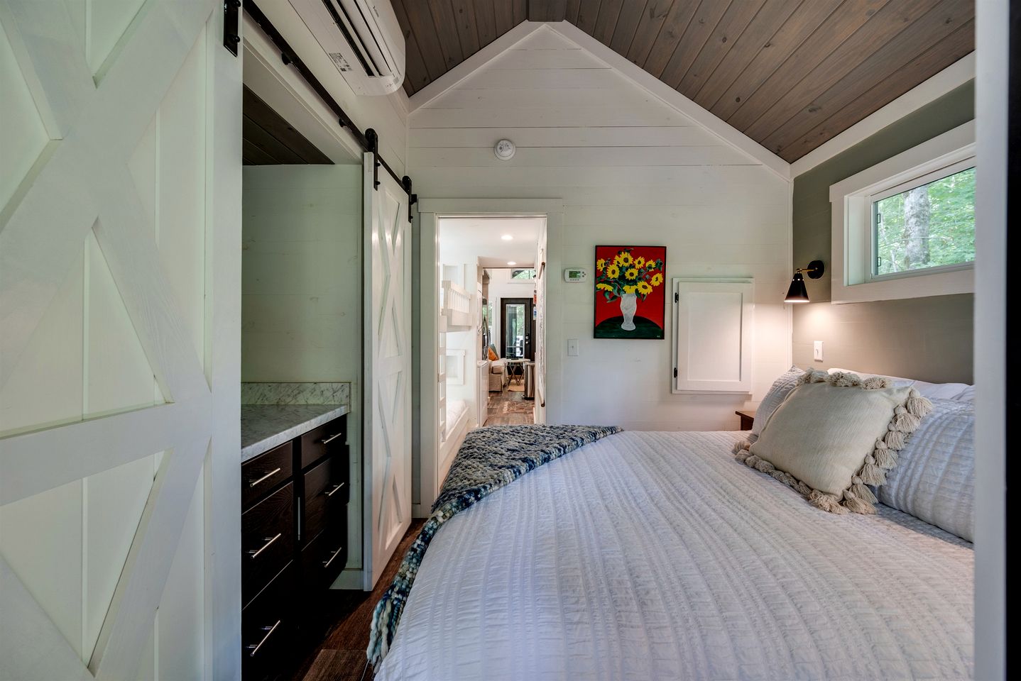 Gorgeous Cottage with Fire Pit and Barbecue in Tracy City, Tennessee