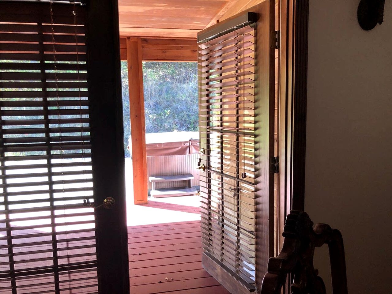 Gorgeous Cottage with Hot-tub and Fire Pit in Franklin, Tennessee