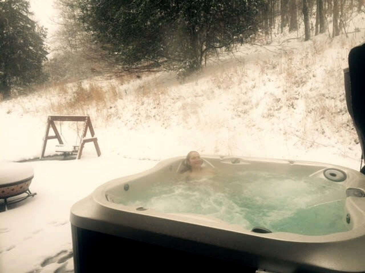 Gorgeous Cottage with Hot-tub and Fire Pit in Franklin, Tennessee