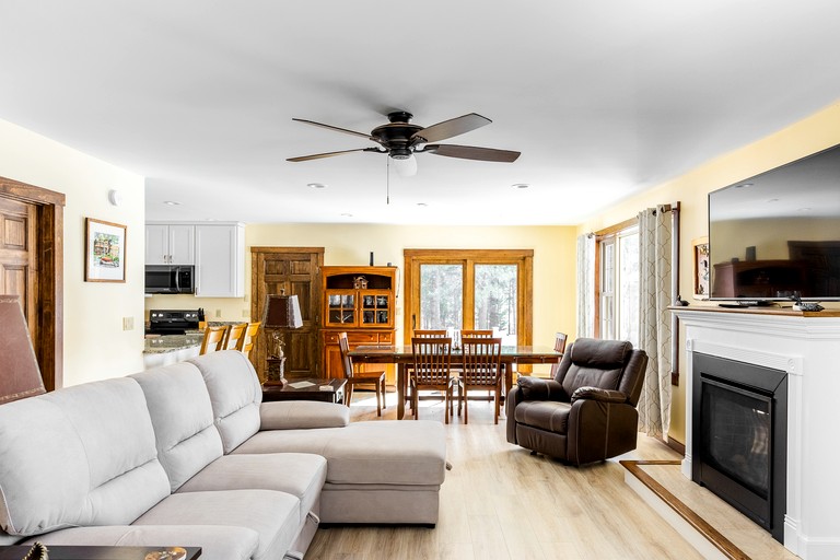 Cottages (United States of America, Beaver Cove, Maine)