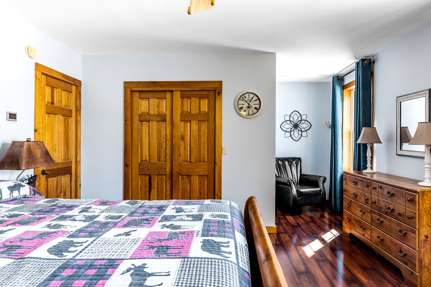 Gorgeous Cottage with Hot-tub and Games in Beaver Cove, Maine