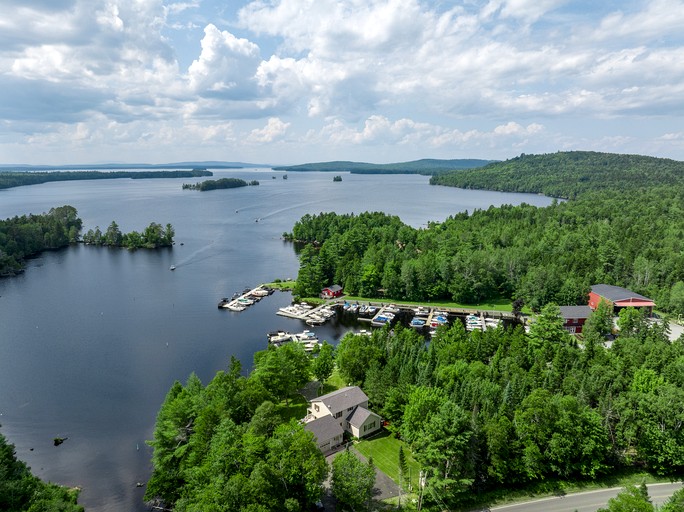 Cottages (United States of America, Beaver Cove, Maine)