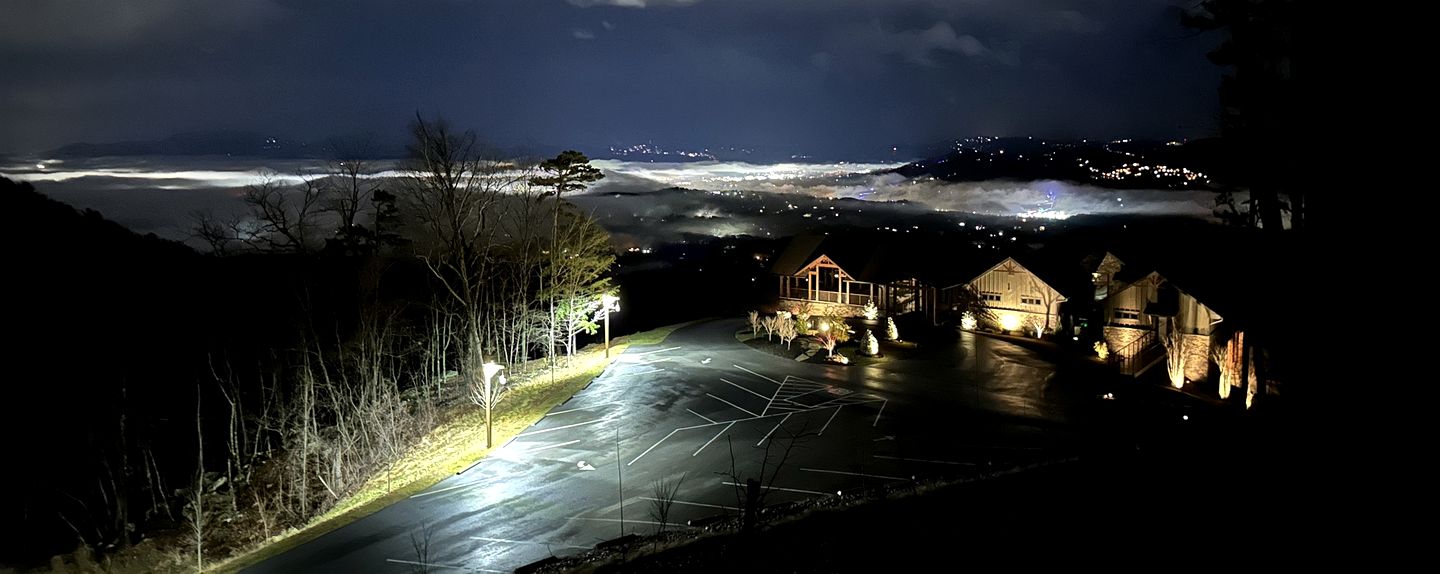 Gorgeous Cottage with Spectacular Night City Views in Sevierville, Tennessee