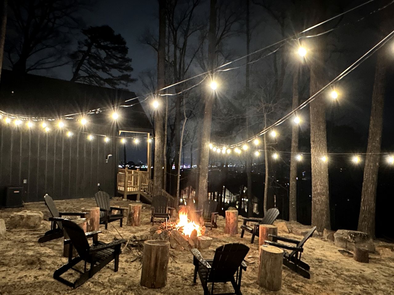 Gorgeous Cottage with Spectacular Night City Views in Sevierville, Tennessee