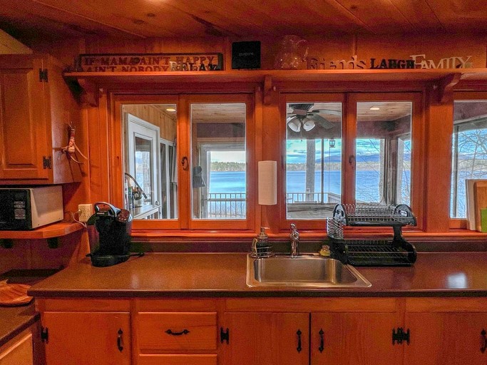 Cabins (United States of America, Fryeburg, Maine)