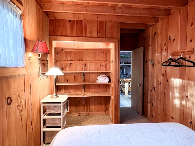 Cabins (United States of America, Fryeburg, Maine)