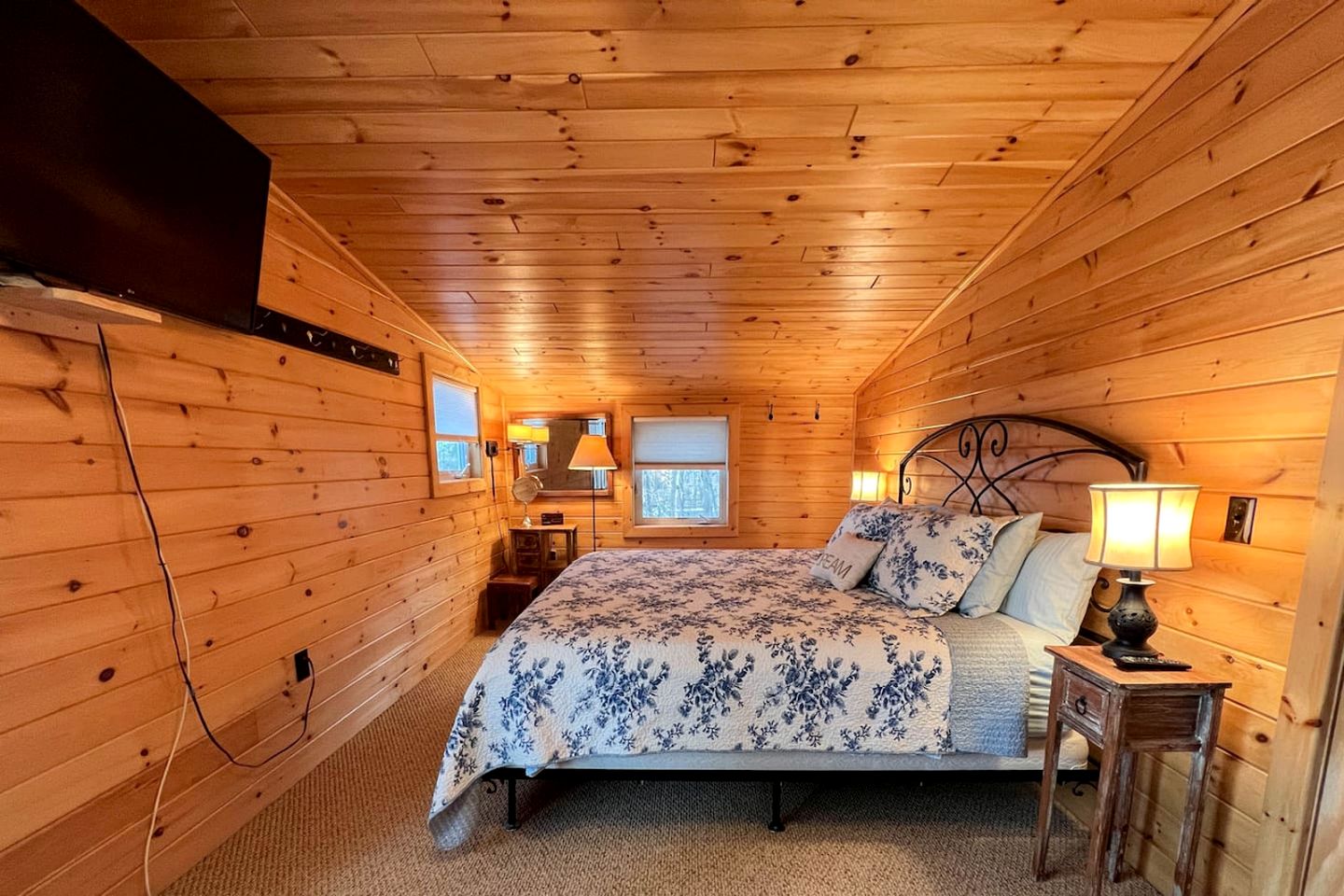 Gorgeous Family Cabin with Incredible Lake Views in Maine