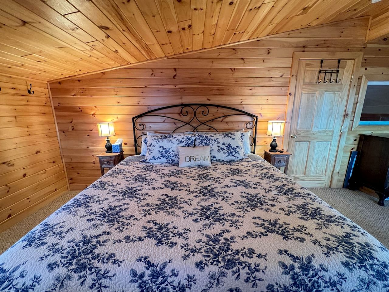 Gorgeous Family Cabin with Incredible Lake Views in Maine